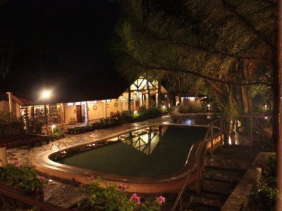 Hotel & Banquet Panorama Лембанг Екстериор снимка